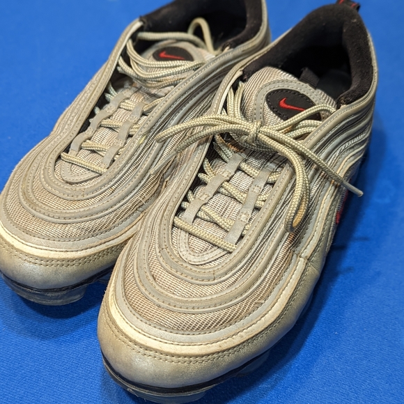 Nike Air Vapormax - Picture 1 of 5